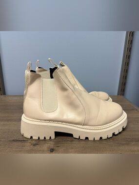 Cream Chunky Chelsea Boots